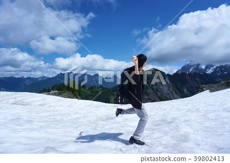 在雪山 39802413