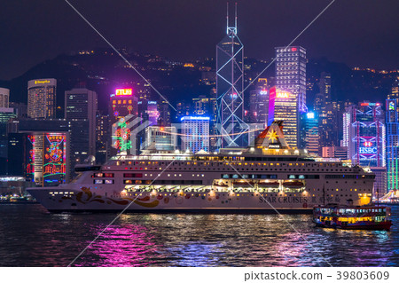 "Hong Kong" Night view of Hong Kong Island 39803609
