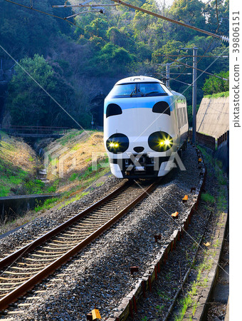 Panda Kuroshio No. JR 287 Panda face Express Train Kuroshio 45 Panda Kuroshio No. JR 287 Panda face Express Train Kuroshio 45 39806151