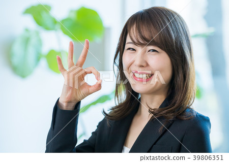 Business woman, office Business woman, office 39806351