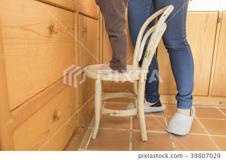 Girls to help you Girls to help you 39807029