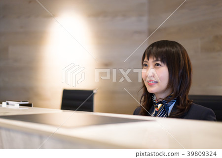  接待處接待窗口 39809324