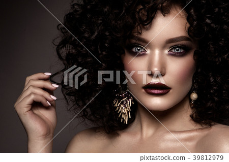 Glamour lady, Beautiful Girl on gray background Glamour lady, Beautiful Girl on gray background 39812979