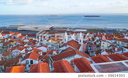 Lisbon Panorama. Aerial view. 39814303