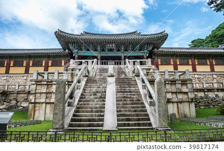 Yeonhwagyo, Chilbo (22), Bulguksa, Gyeongju, Gyeongbuk Yeonhwagyo, Chilbo (22), Bulguksa, Gyeongju, Gyeongbuk 39817174