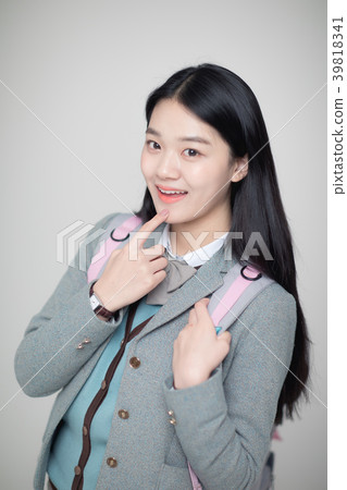 High school girls 39818341