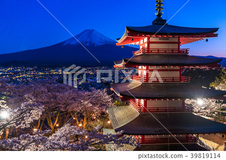 象徵日本的風景[山梨縣荒山山仙根公園] 39819114