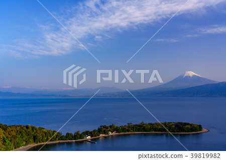 (靜岡縣)在Oceanazaki(大瀨崎)的富士山 (靜岡縣)在Oceanazaki(大瀨崎)的富士山 39819982