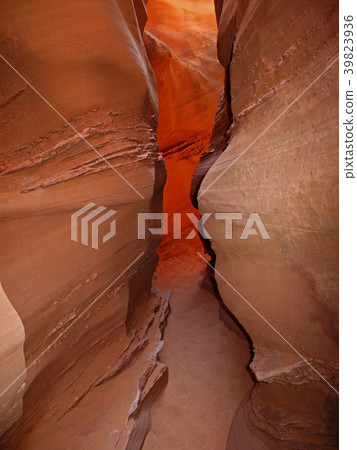 Peek A Boo slot canyon, at Dry Fork, a branch of 39823936