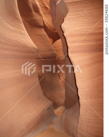 Antelope Canyon in the Navajo Reservation, Arizona Antelope Canyon in the Navajo Reservation, Arizona 39824688