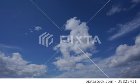 天藍色的天空雲16：9 39825411