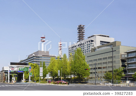 Kasumigaseki intersection to Tokyo Metropolitan Police Department direction 39827283