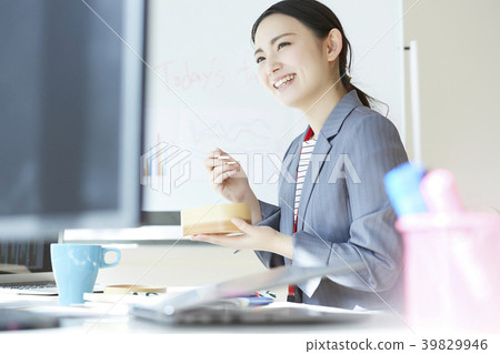 Business woman 39829946
