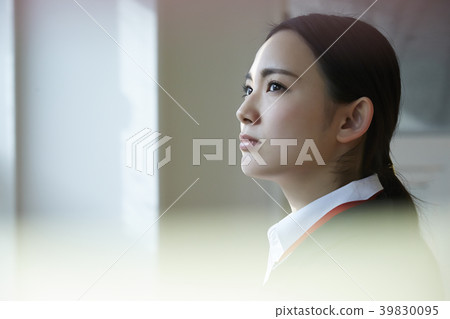 Female business woman 39830095