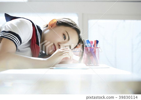 學校女孩高中學習 學校女孩高中學習 39830114