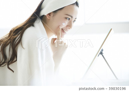 Women's beauty skin care Women's beauty skin care 39830196