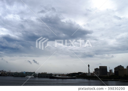 Minato Yokohama 39830200