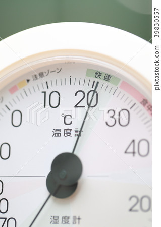 Hygrometer (observation scale thermometer measurement measurement temperature small goods miscellaneous goods lifestyle comfortable close up) 39830557