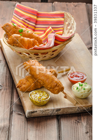 Homade Corn dog 39831337