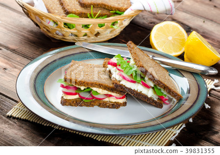 Healthy snack Healthy snack 39831355
