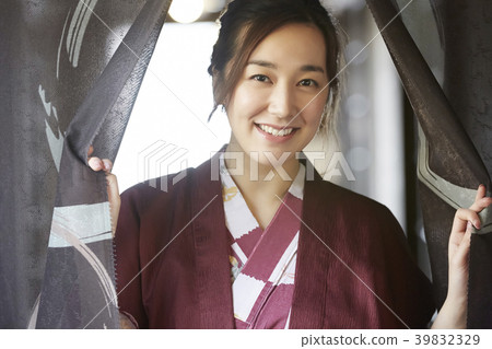 Hot spring trip girl traveling alone Hot spring trip girl traveling alone 39832329