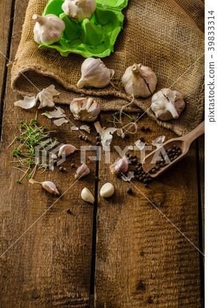 Domestic bio garlic - Czech, spices and fresh microgreens Domestic bio garlic 39833314