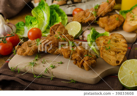 Mini cutlets - schnitzels 39833608