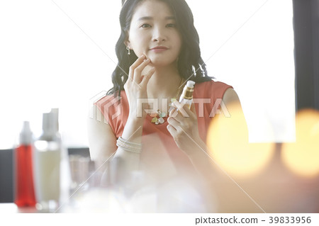 Female beauty image Female beauty image 39833956