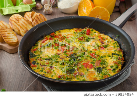 Vegetarian frittata Vegetarian frittata 39834084