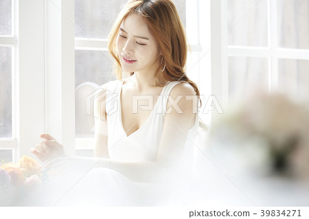 Female beauty image Female beauty image 39834271