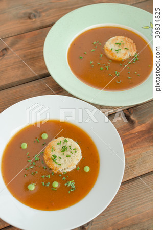 Goulash soup 39834825