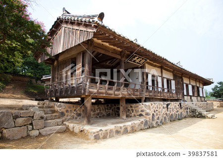 Yangdong Folk Village, Gyeongju City, Gyeongbuk Province 39837581