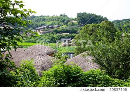 Yangdong Folk Village, Gyeongju City, Gyeongbuk Province 39837596