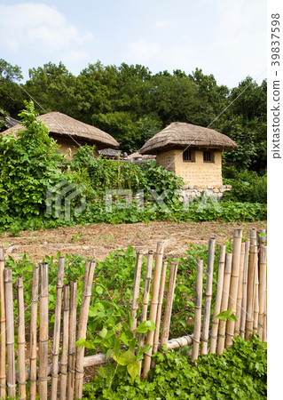 Yangdong Folk Village, Gyeongju City, Gyeongbuk Province 39837598