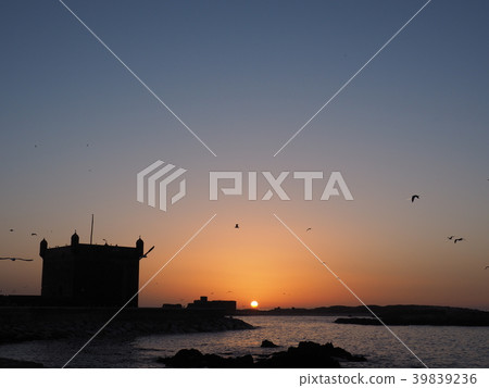 日落在索維拉,摩洛哥 日落在索維拉,摩洛哥 39839236