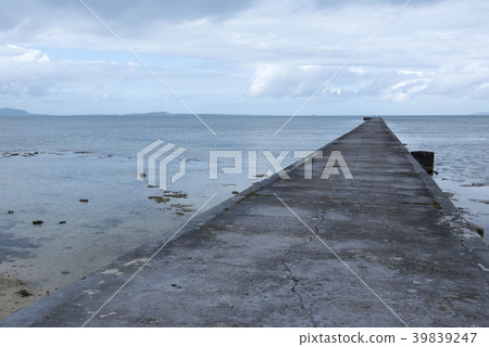 Kuroshima / Iko Pier / Registered tangible cultural property 39839247