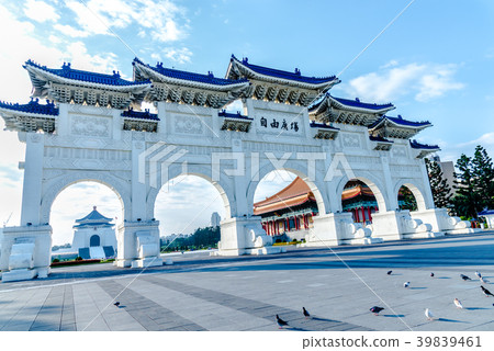 中正紀念堂與鴿子 Chiang Kai-shek Memorial Hall 中正記念堂とハト 39839461