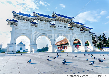 中正紀念堂與鴿子 Chiang Kai-shek Memorial Hall 中正記念堂とハト 39839564