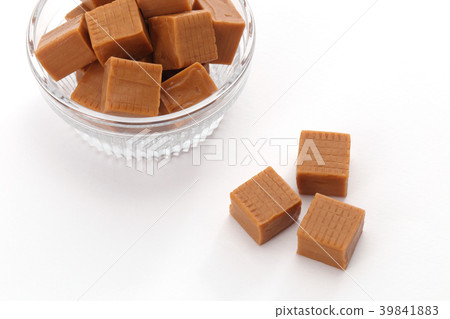 caramel 39841883