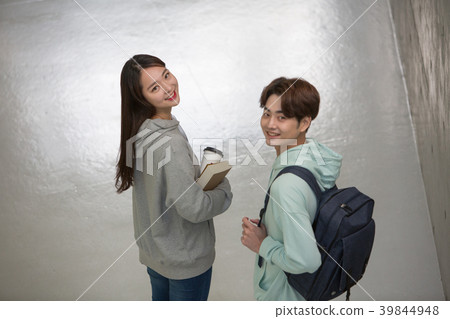 College student couple on campus College student couple on campus 39844948