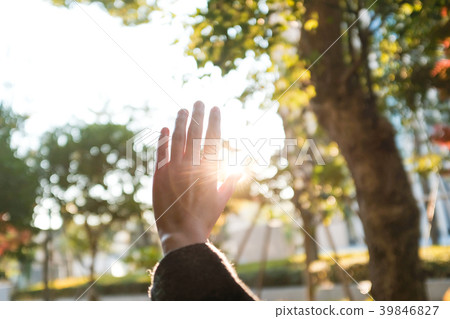 Hand over the sun 39846827