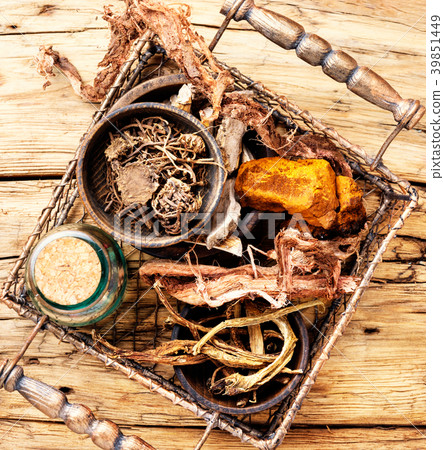Set of roots of medicinal plants Set of roots of medicinal plants 39851449