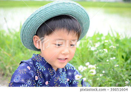 一個孩子 一個孩子 39851604