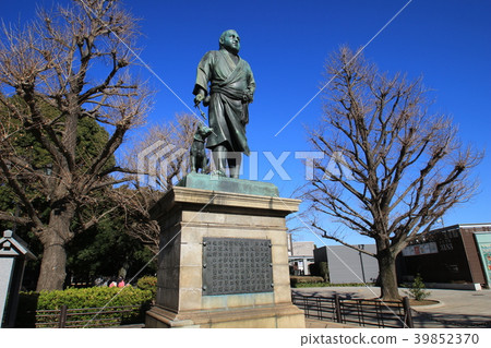 Takamori Saigo statue Takamori Saigo statue 39852370