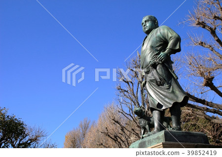 Takamori Saigo statue Takamori Saigo statue 39852419