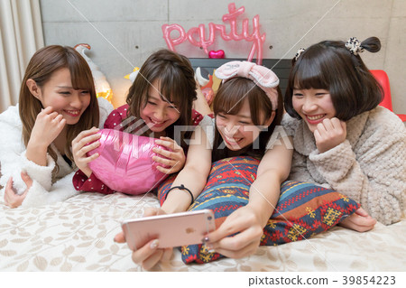 Pajama party selfie Insta shine Pajama party selfie Insta shine 39854223