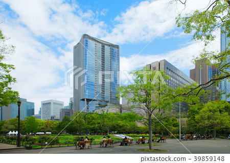 日比谷公園的Wakaba,新鮮綠色和東京中城日比谷 日比谷公園的Wakaba,新鮮綠色和東京中城日比谷 39859148