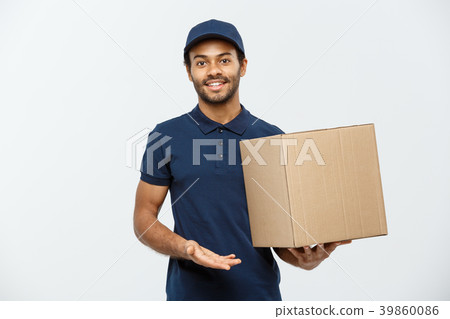Delivery Concept - Portrait of Happy African 39860086