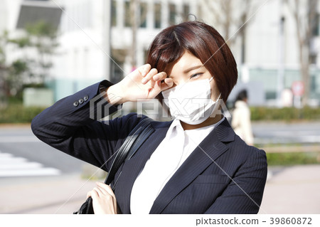 戴著面具的女商人 39860872