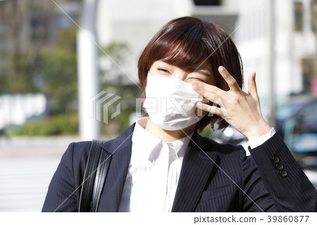 戴著面具的女商人 39860877